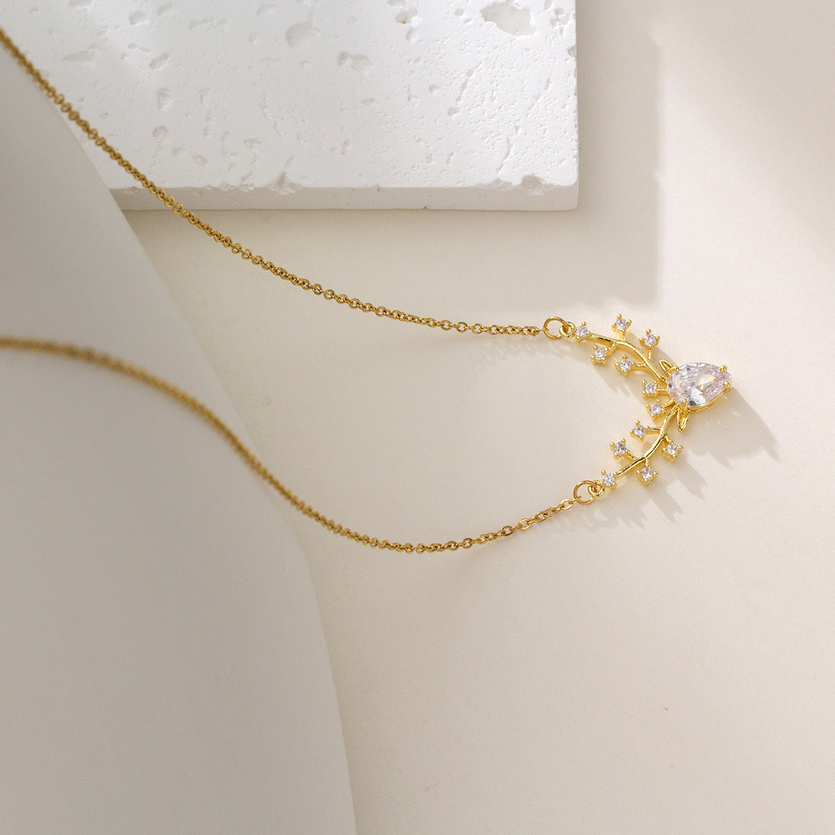 18K Gold Plated Stage Necklace