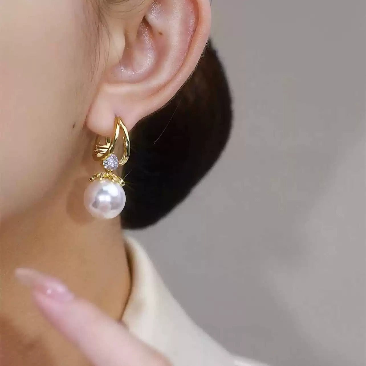 High end diamond zircon earrings(18k gold plated)