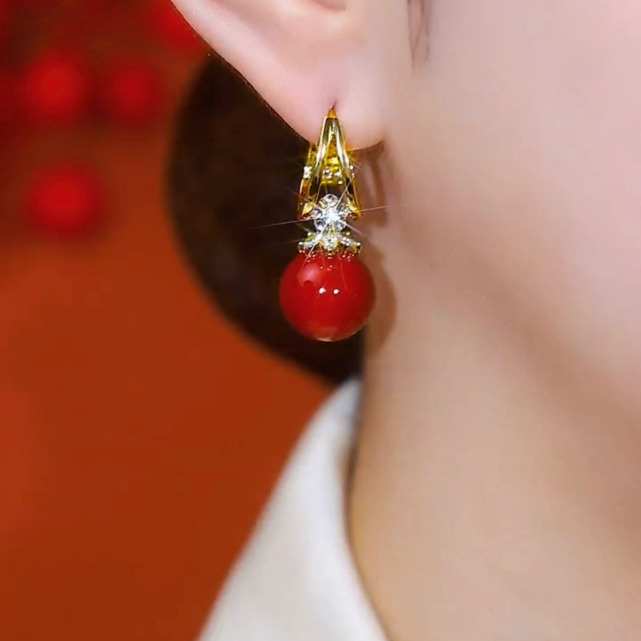 RED BEADS QUEEN EARRINGS(GOLD PLATED)