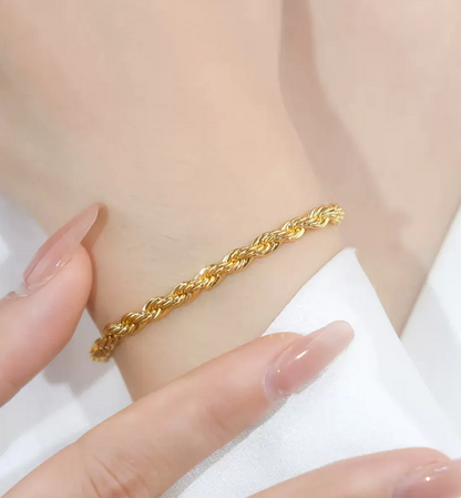 Criss cross golden chain bracelet(24k gold plated)