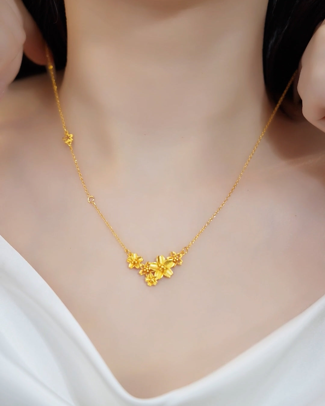 18K Gold Plated Flower Necklace