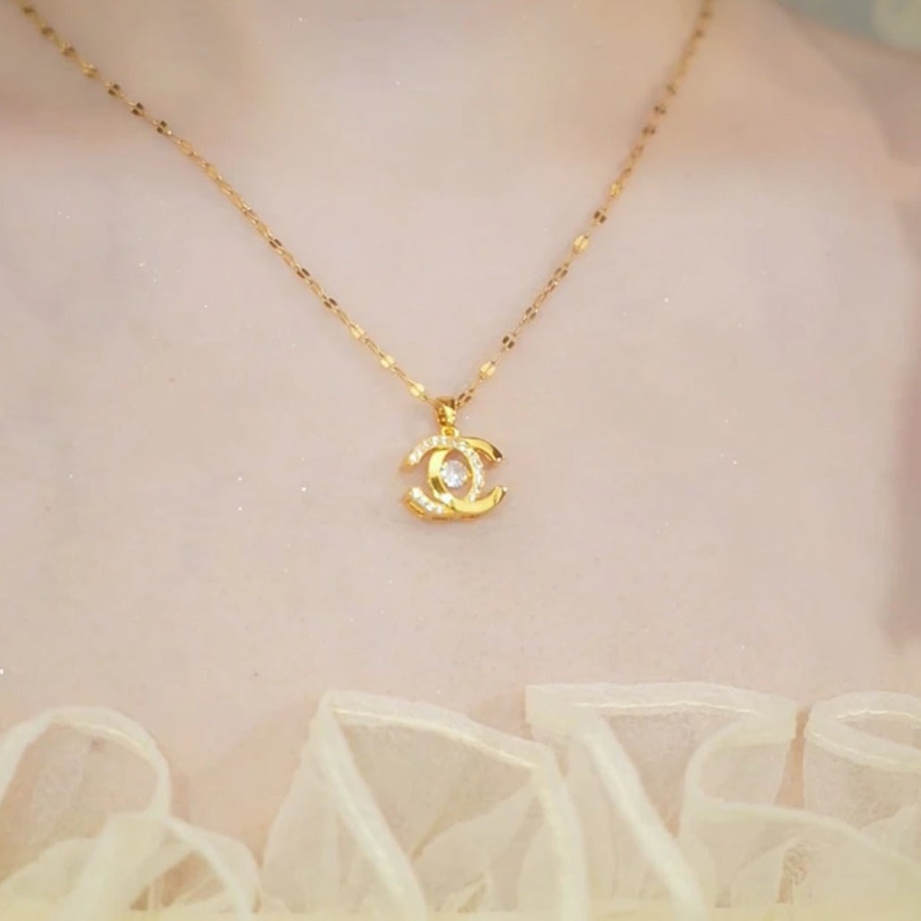 AVENUE NECKLACE (18K GOLD PLATED )